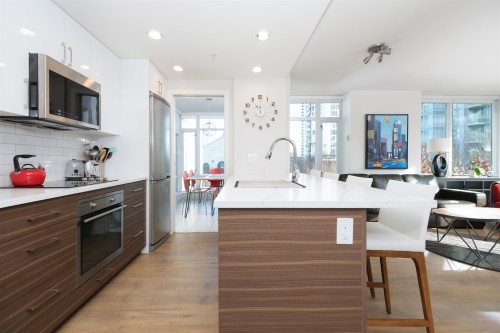 501-161 Georgia Street W Vancouver, BC V6B 0K9