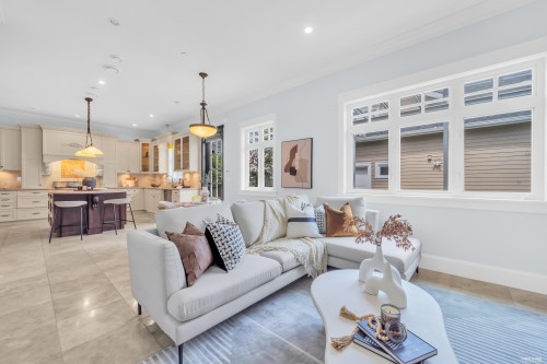 1675 59Th Avenue W, Vancouver, BC 