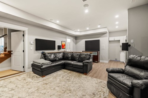 23430 Cross Road, Maple Ridge, BC 