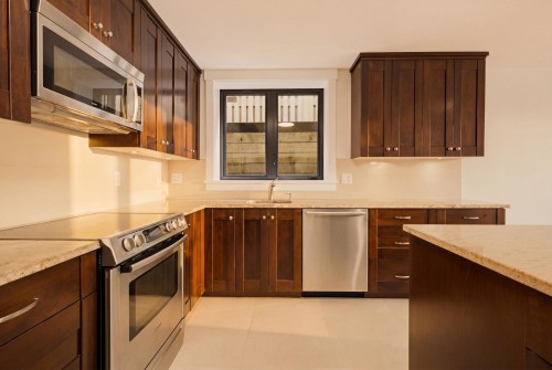 1134 Montroyal Boulevard, North Vancouver, BC 