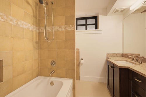 1134 Montroyal Boulevard, North Vancouver, BC 