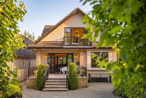 1134 Montroyal Boulevard, North Vancouver, BC 