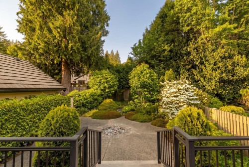 1134 Montroyal Boulevard, North Vancouver, BC 