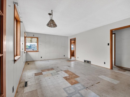 3325 49Th Avenue E, Vancouver, BC 