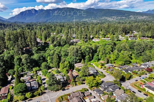 1440 Hope Road, North Vancouver, BC 