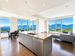 3707-4508 Hazel Street Burnaby, BC V5H 0E4