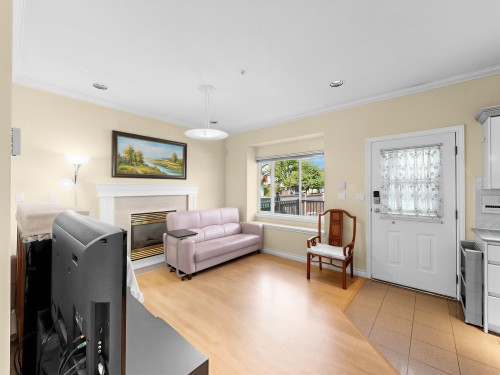 7806 Montcalm Street, Vancouver, BC 