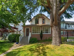 836 Thirteenth Street New Westminster, BC V3M 4M9