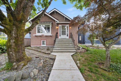 1105 Hamilton Street  New Westminster, BC V3M 2M8