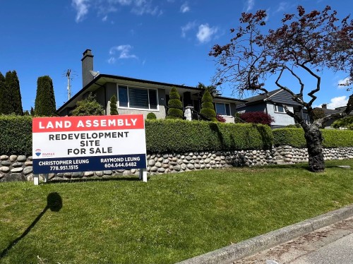 4711 Ridgelawn Drive, Burnaby, BC 
