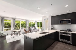 120-255 1st Street W North Vancouver, BC V7M 3G8