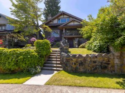 1986 35th Avenue W Vancouver, BC V6M 1H7
