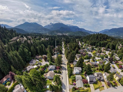 40736 Perth Drive, Squamish, BC 