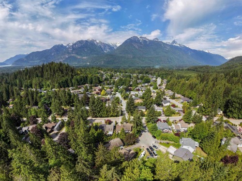 40736 Perth Drive, Squamish, BC 