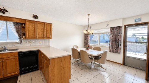 3449 Rupert Street, Vancouver, BC 