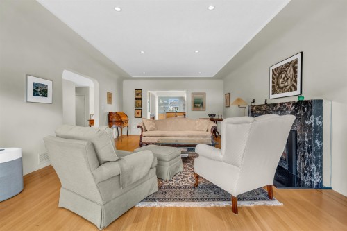 1549 33Rd Avenue W, Vancouver, BC 