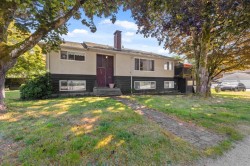 6530 Dunbar Street  Vancouver, BC V6N 1X8