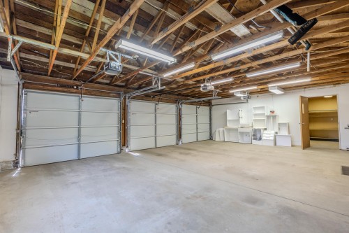 8076 19Th Avenue, Burnaby, BC 