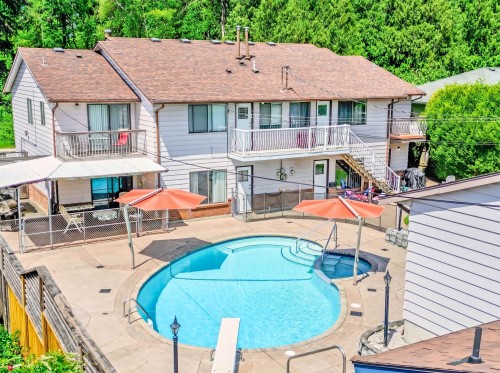 8076 19Th Avenue, Burnaby, BC 