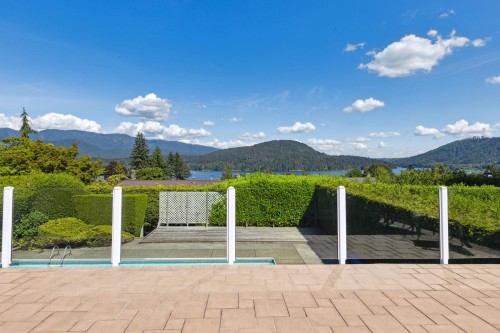 474 Fairway Drive, North Vancouver, BC 