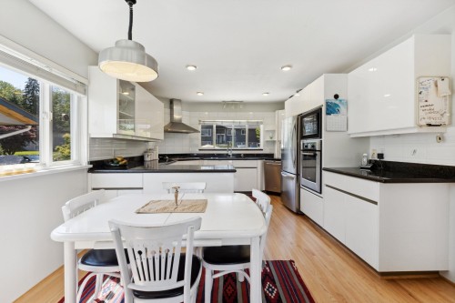 474 Fairway Drive, North Vancouver, BC 