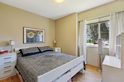 474 Fairway Drive, North Vancouver, BC 