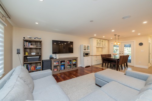 2331 Tolmie Avenue, Coquitlam, BC 