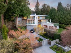 4850 Fannin Avenue  Vancouver, BC V6T 1B2
