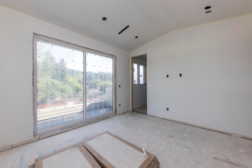 258 21St Street E, North Vancouver, BC 
