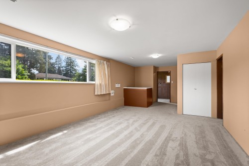 929 Grover Avenue, Coquitlam, BC 