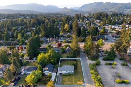 929 Grover Avenue, Coquitlam, BC 