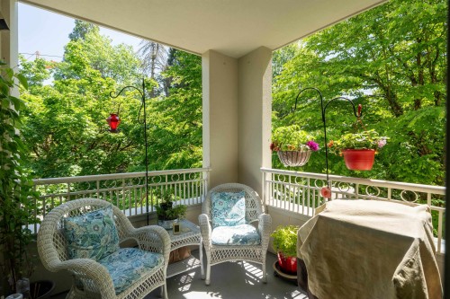 229-3098 Guildford Way, Coquitlam, BC 