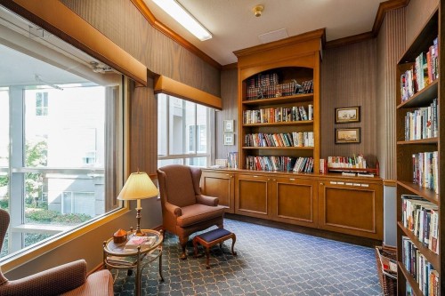 229-3098 Guildford Way, Coquitlam, BC 