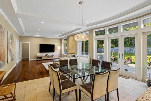 2657 Marine Drive Sw, Vancouver, BC 