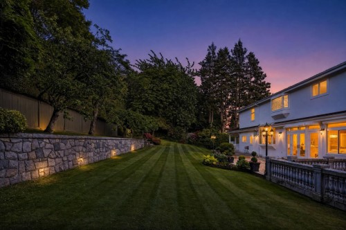2657 Marine Drive Sw, Vancouver, BC 