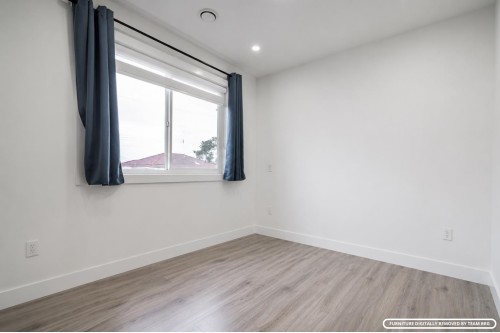 #2-4675 Canada Way, Burnaby, BC 