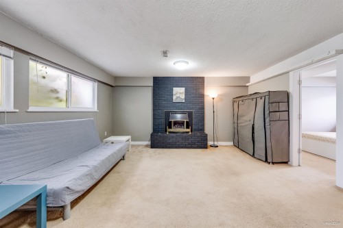 1066 Bernard Place, Port Coquitlam, BC 