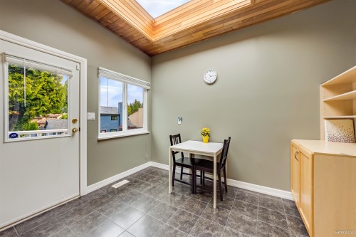 1066 Bernard Place, Port Coquitlam, BC 