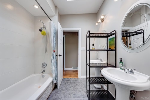 1066 Bernard Place, Port Coquitlam, BC 