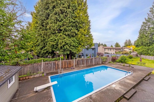1066 Bernard Place, Port Coquitlam, BC 