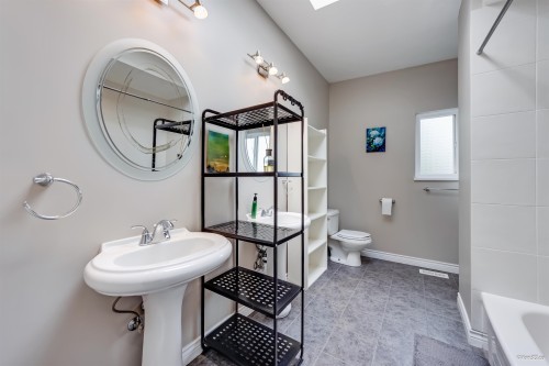 1066 Bernard Place, Port Coquitlam, BC 