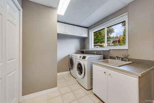 1066 Bernard Place, Port Coquitlam, BC 