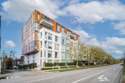 303-469 King Edward Avenue W Vancouver, BC V5Y 2J3