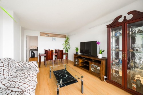 901-7100 Gilbert Road, Richmond, BC 