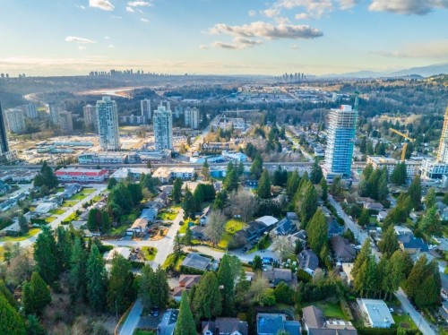 529 Perth Avenue, Coquitlam, BC 