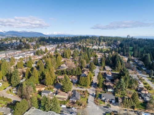 529 Perth Avenue, Coquitlam, BC 