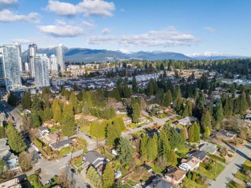 529 Perth Avenue, Coquitlam, BC 