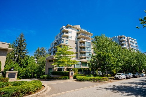 204-9262 University Crescent  Burnaby, BC V5A 0A4