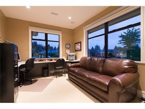 944 Beaconsfield Road, North Vancouver, BC 