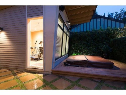 944 Beaconsfield Road, North Vancouver, BC 
